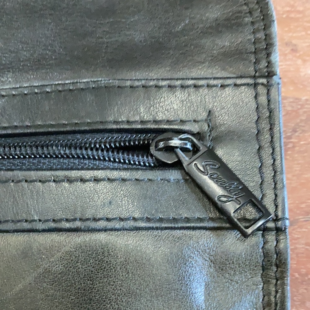 SCULLY LEATHER CASE - Picture 3 of 11